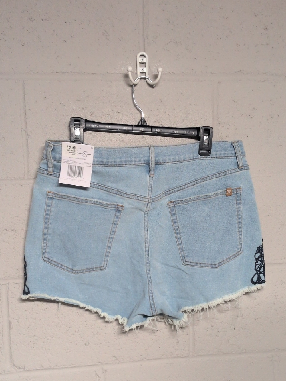 Jessica Simpson Light Wash High Rise Cutoff Jean Short Sz 14 NWT, Rodeo Style - Picture 7 of 9